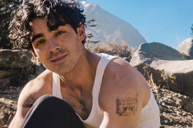 Joe Jonas relembra momentos íntimos e o significado de hit - (crédito: TMJBrazil) Joe Jonas relembra momentos íntimos e o significado de hit - (crédito: TMJBrazil)