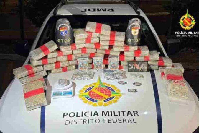 Foram apreendidas 34,5 peças de Foram apreendidas 34,5 peças de