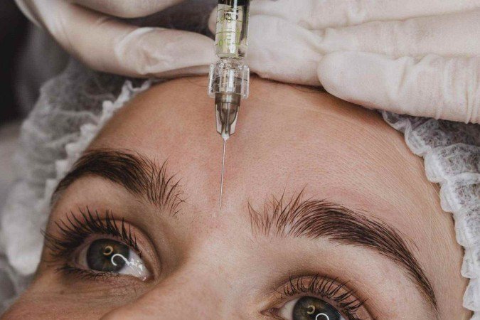 Os magistrados reconheceram que a biomédica esteve exposta a condições insalubres durante todo o contrato de trabalho  -  (crédito: Reprodução/Freepik)