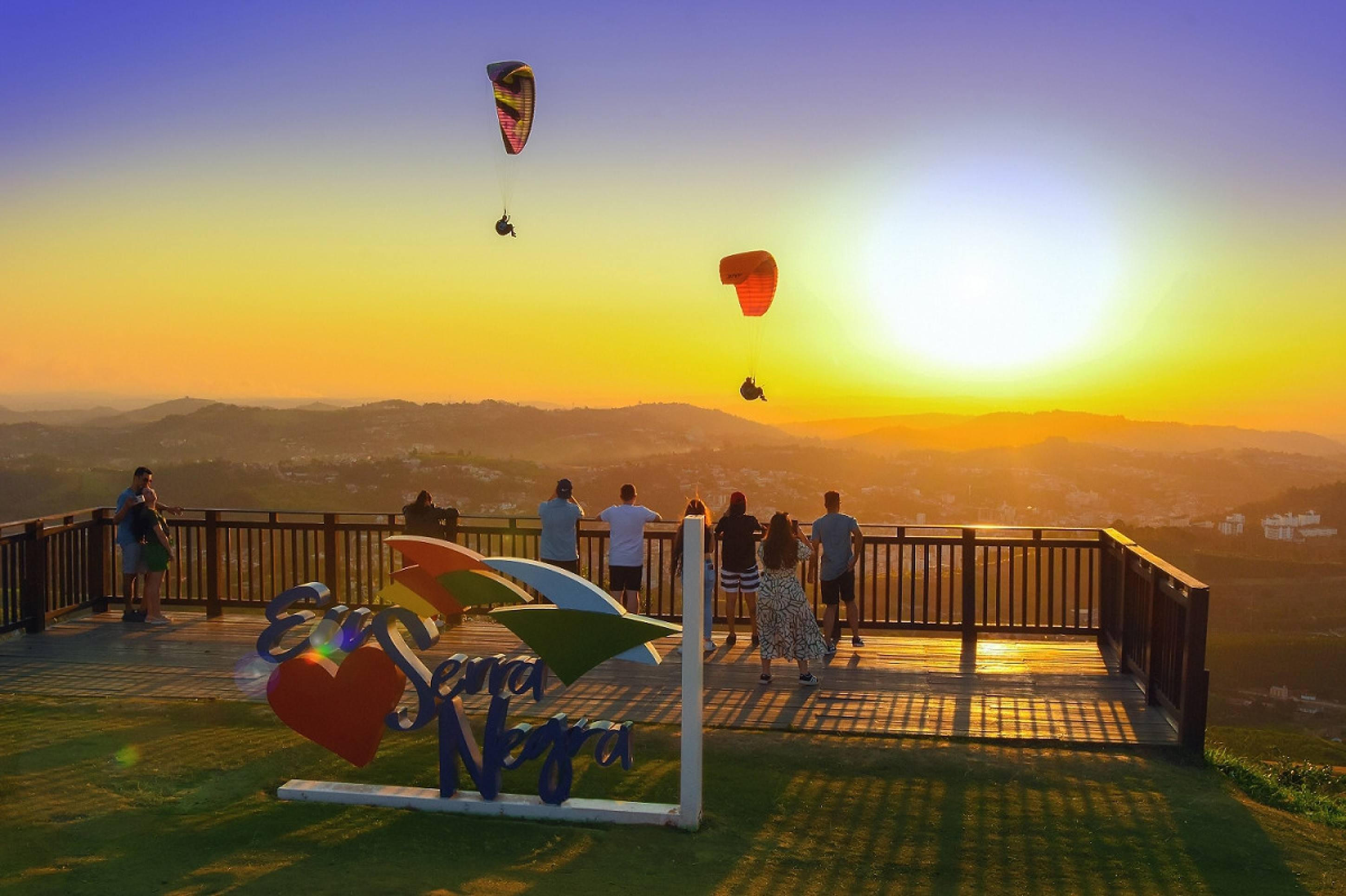 Serra Negra vista de ângulos que poucos conhecem