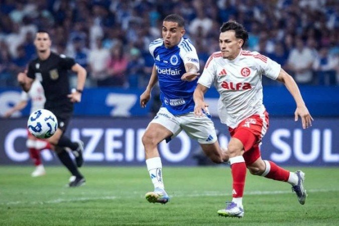 INTERNACIONAL - Demonstrou rápida reação ao conseguir o empate, mas foi totalmente dominado pelo Cruzeiro na maior parte do jogo. NOTA 6, 0 - Foto: Gustavo Aleixo/Cruzeiro