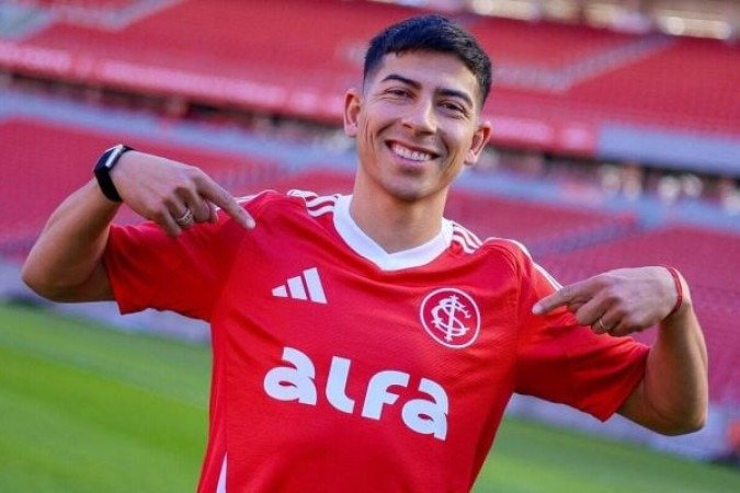 ALAN RODRIGUEZ – Primeiro tempo abaixo do que se espera dele, sem conseguir fazer o jogo fluir. Seu pior jogo desde que chegou ao Colorado.  Nota: 4,0. Foto: Ricardo Duarte/Internacional