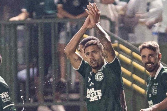 Goiás e América-MG mediram forças neste sábado, no estádio da Serrinha, em Goiânia - (crédito: Foto: Divulgação / Goiás) Goiás e América-MG mediram forças neste sábado, no estádio da Serrinha, em Goiânia - (crédito: Foto: Divulgação / Goiás)