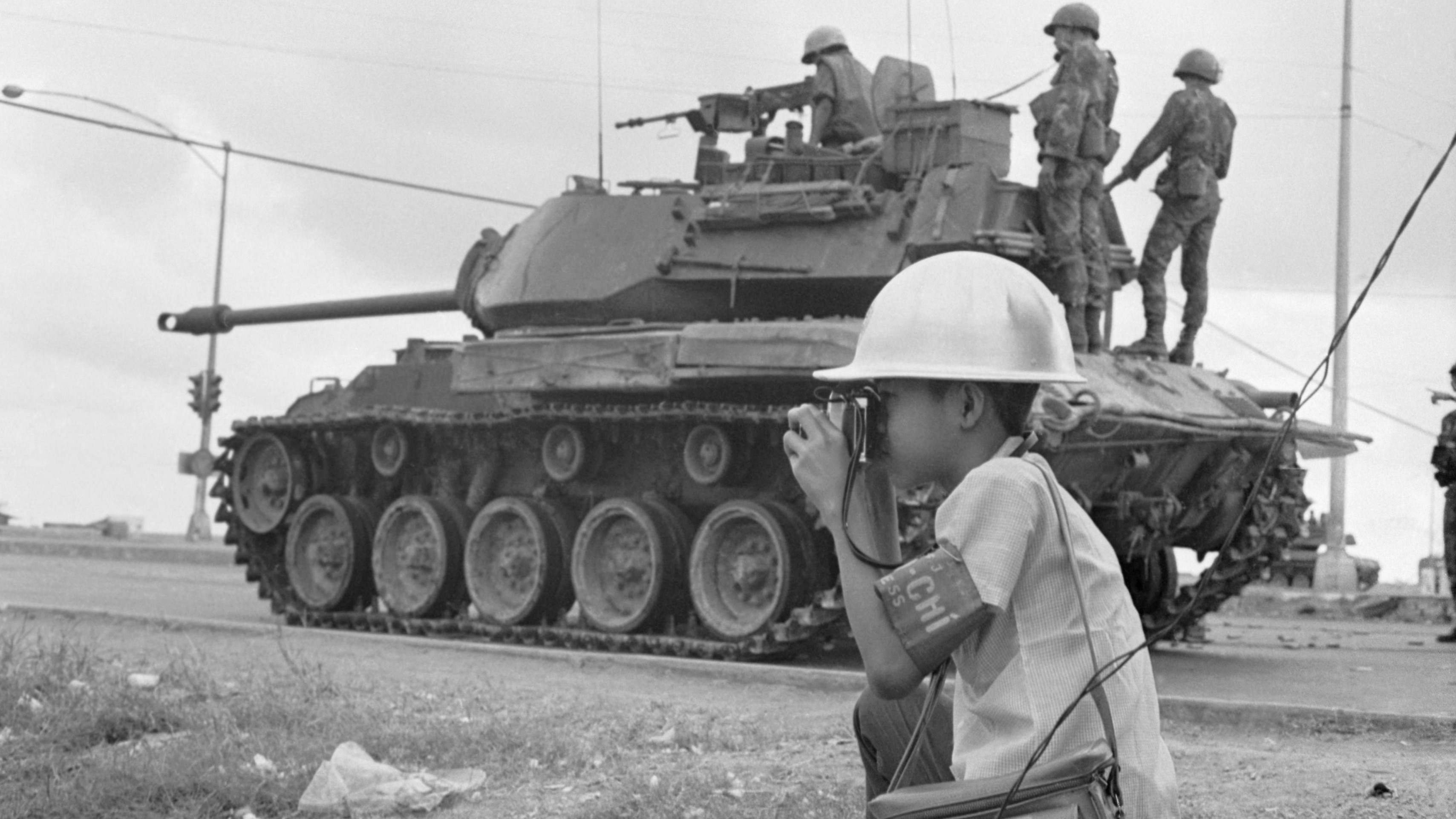 A história do garoto de 12 anos que fotografou a Guerra do Vietnã