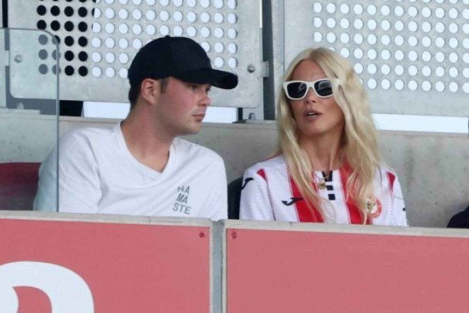 Modelo vira Coproprietária do modesto Brentford, da Inglaterra - (crédito: Foto: Getty images) Modelo vira Coproprietária do modesto Brentford, da Inglaterra - (crédito: Foto: Getty images)