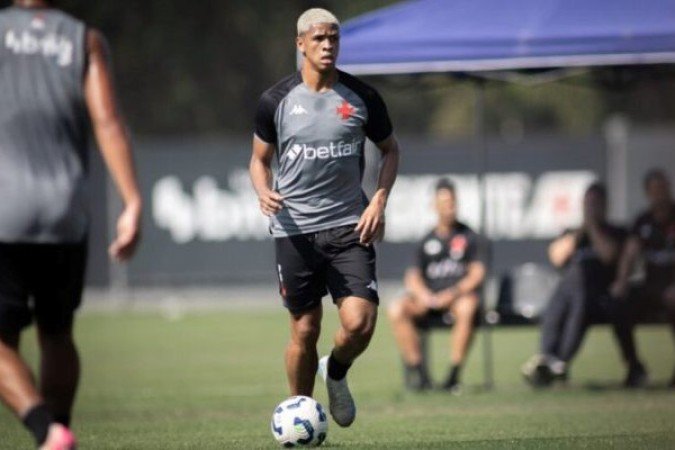 CAUAN BARROS - Entrou na segunda etapa, mas não pode fazer para que o time reagisse e saísse pelo menos com um empate. NOTA: 5,5.