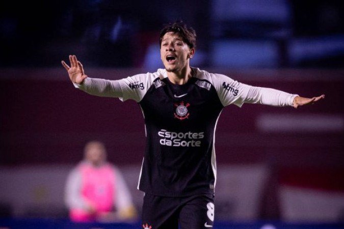 RODRIGO GARRO - Xodó da torcida do Timão entrou no segundo tempo. Mesmo com pouco tempo em campo, ele participou do segundo gol e deu assistência para Gustavo Henrique fazer o terceiro. NOTA 8.0 - Foto: Rodrigo Coca/Agência Corinthians