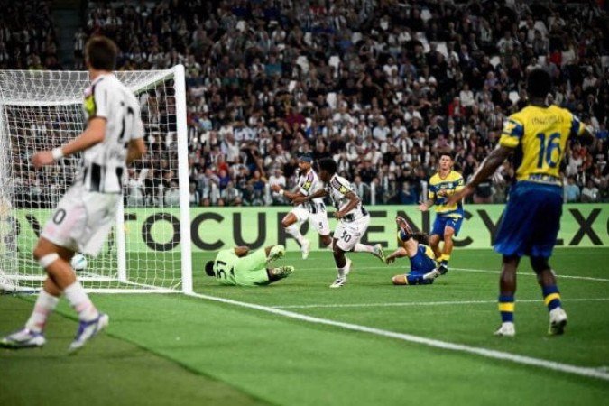 Jonathan David finaliza para fazer o primeiro gol da Juventus sobre o Parma - (crédito: Foto: Divulgação / Juventus) Jonathan David finaliza para fazer o primeiro gol da Juventus sobre o Parma - (crédito: Foto: Divulgação / Juventus)