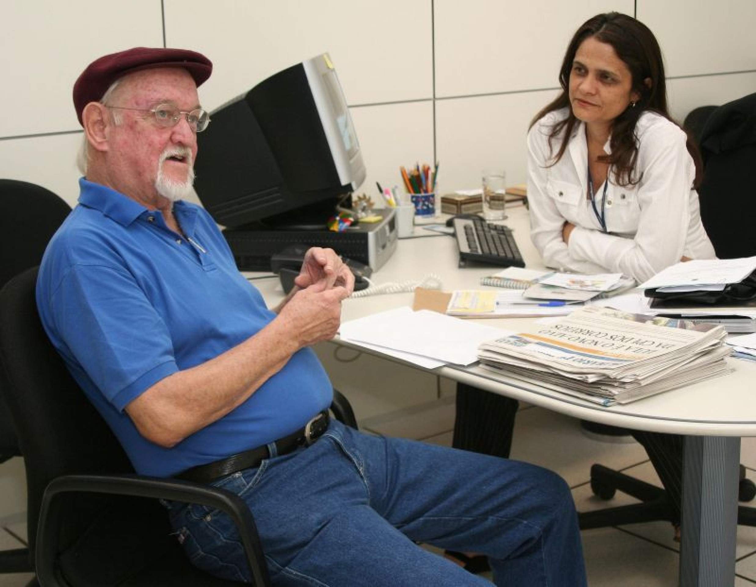 Visita do cartunista Jaguar a Brasília em 2005