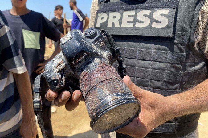 Ofensiva israelense em Gaza já matou mais jornalistas do que as duas Guerras Mundiais -  (crédito:  AFP)