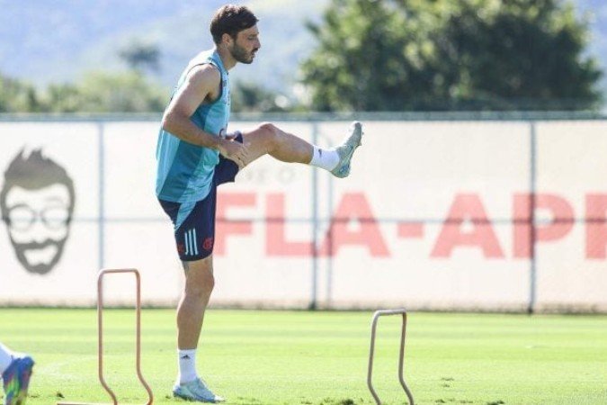 Matías Viña volta a ser relacionado para jogo do Flamengo -  (crédito: Foto: Gilvan de Souza /CRF)