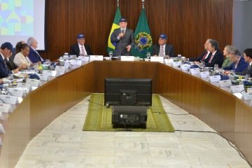  26/08/2025 Ed Alves CB/DA Press. Politica. Reunião Ministerial  - Com Presidente Lula - Vice Presidente Geraldo Alckmin - Ministro da Casa Civil Rui Costa - Ministro da Fazenda Fernando Haddad e demais ministros.  -  (crédito:  Ed Alves CB/DA Press)