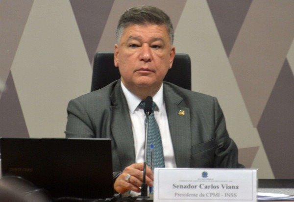 Ed Alves/CB/D.A Press