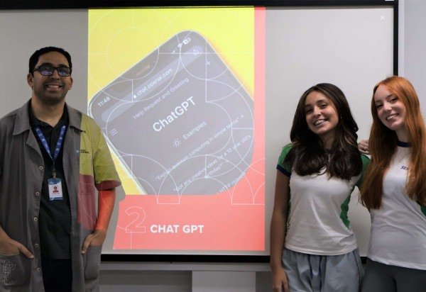 Bruna Gaston CB/DA Press