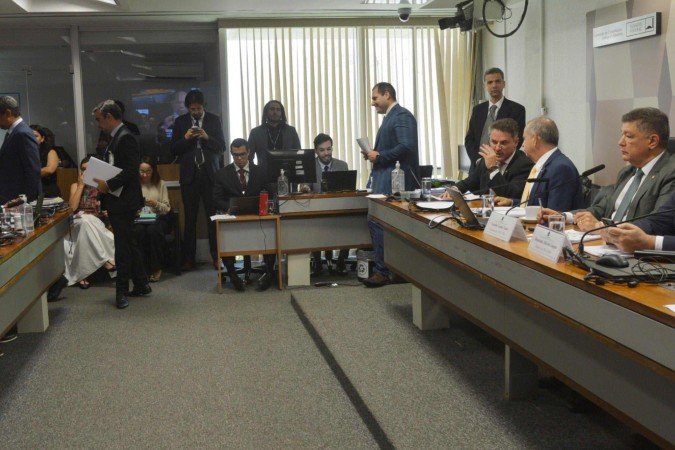 Presença de todos passa a ser facultativa, já que convites não têm caráter obrigatório - (crédito: Ed Alves CB/DA Press) Presença de todos passa a ser facultativa, já que convites não têm caráter obrigatório - (crédito: Ed Alves CB/DA Press)