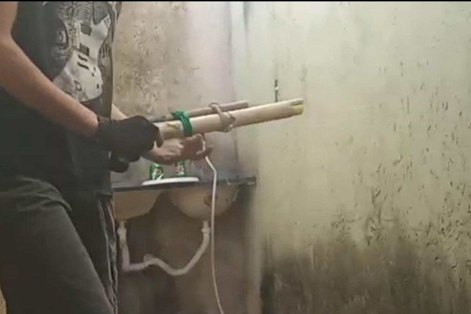 Adolescentes estariam fabricando armas caseiras