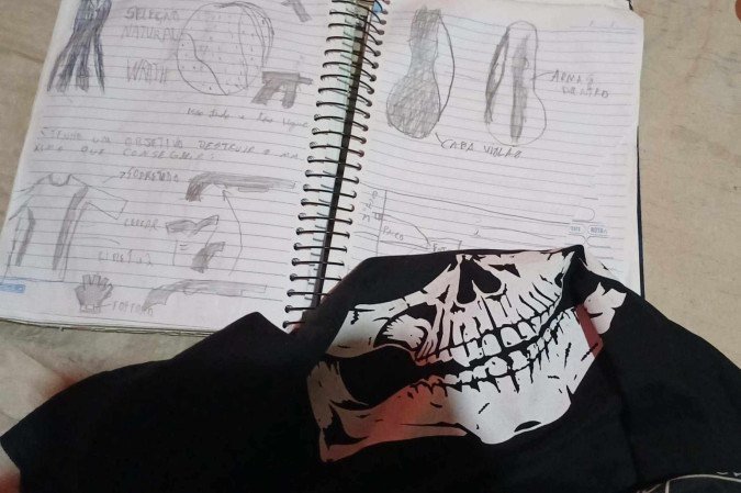 Caderno apreendido tinha rascunho sobre como fazer arma caseira -  (crédito: Material cedido ao Correio)