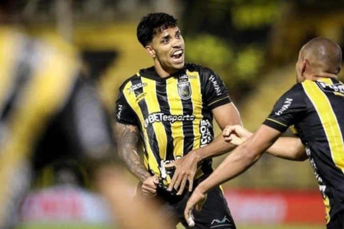 Gabriel Bahia em ação com a camisa do Volta Redonda na temporada - (crédito: Foto: Raphael Torres/VRFC) Gabriel Bahia em ação com a camisa do Volta Redonda na temporada - (crédito: Foto: Raphael Torres/VRFC)