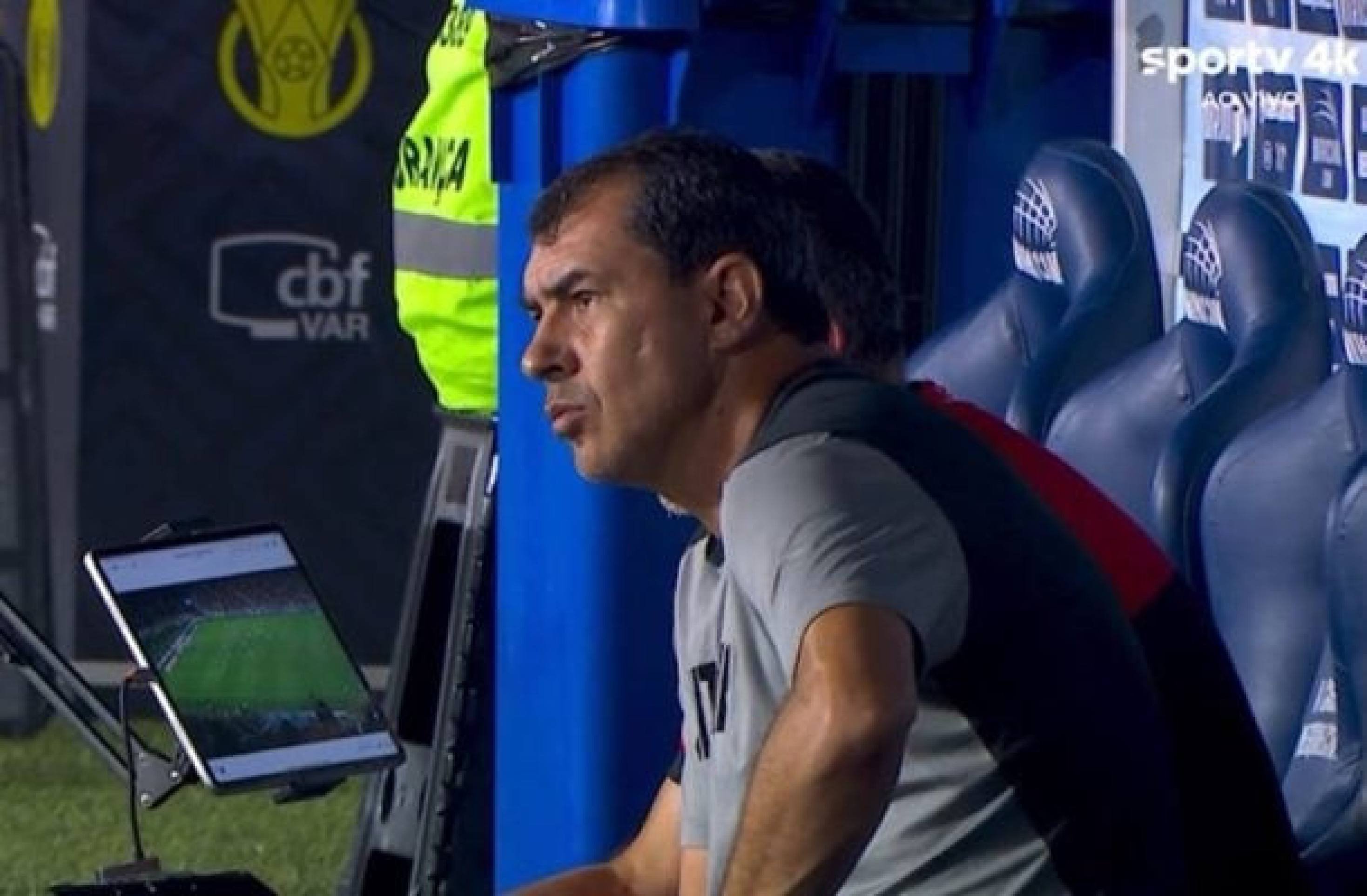 Carille, após o 8 a 0 do Flamengo: ‘Vergonha. A pior derrota da minha vida’