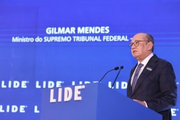 Em sua palestra, Gilmar Mendes defendeu que é preciso assegurar coerência institucional diante de fenômenos como terceirização -  (crédito: Evandro Macedo/Lide)
