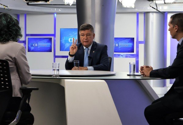  Bruna Gaston CB/DA Press