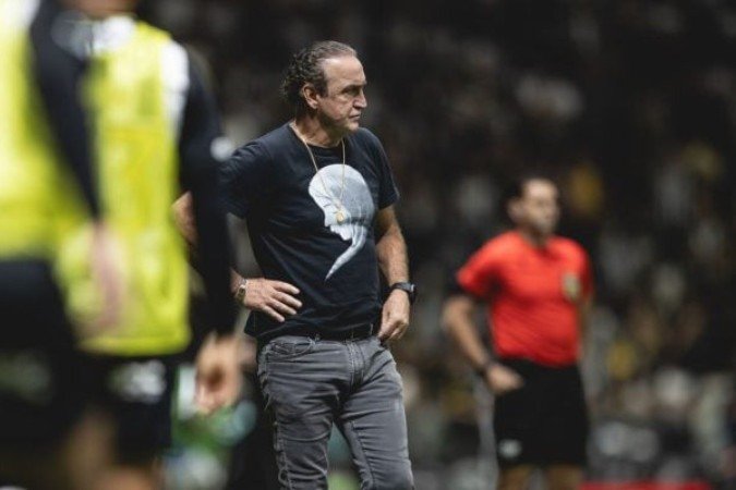 Cuca nervoso durante o clássico mineiro - (crédito: Foto: Pedro Souza / Atlético) Cuca nervoso durante o clássico mineiro - (crédito: Foto: Pedro Souza / Atlético)