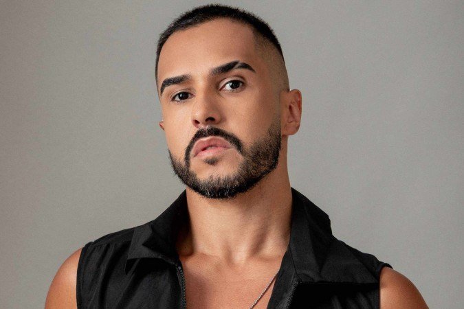 Ator lança a série Ator lança a série