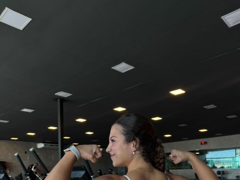 Para Paula, treinar superiores vai muito além da estética -  (crédito: Arquivo pessoal)