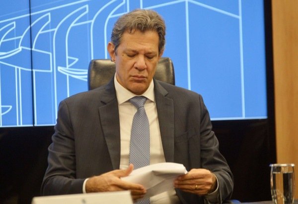  Ed Alves CB/DA Press