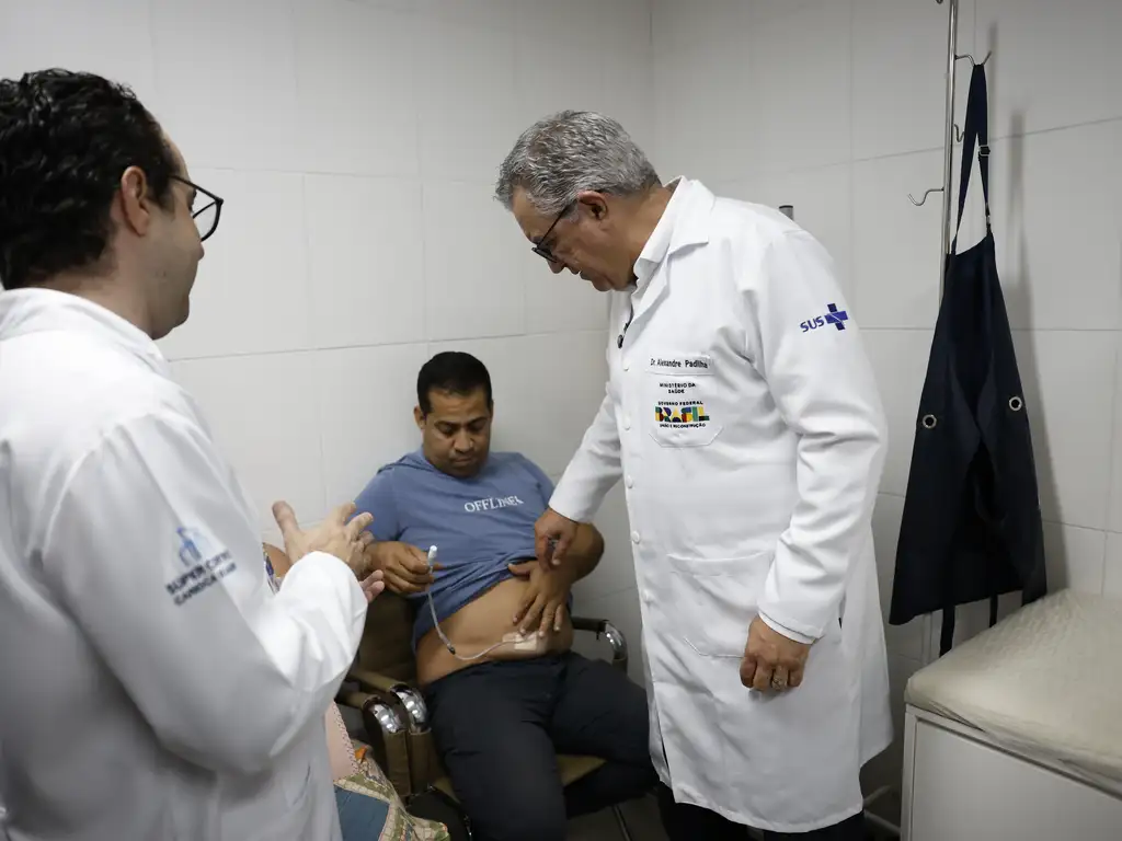 Apenas 7% dos municípios brasileiros têm clínicas de diálise. -  (crédito: Fernando Frazão/Agência Brasil)