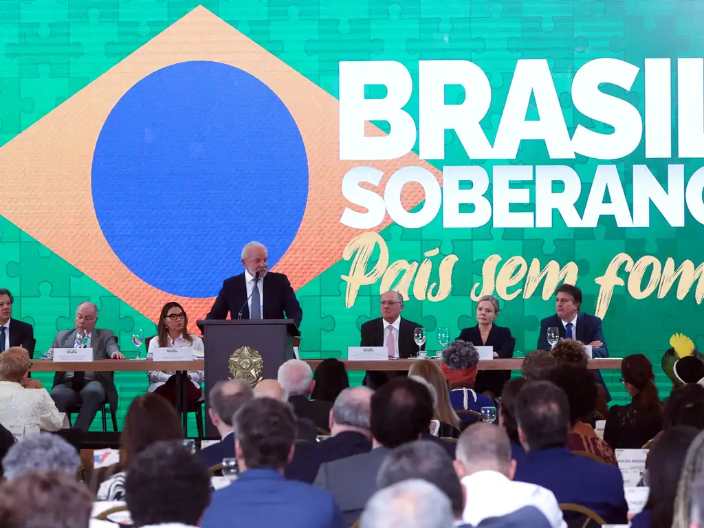 Presidente da República, Luiz Inácio Lula da Silva, durante 5ª Reunião Plenária do Conselho de Desenvolvimento Econômico Social Sustentável (CDESS), realizado no Palácio do Itamaraty -  (crédito: Antonio Cruz/Agência Brasil)