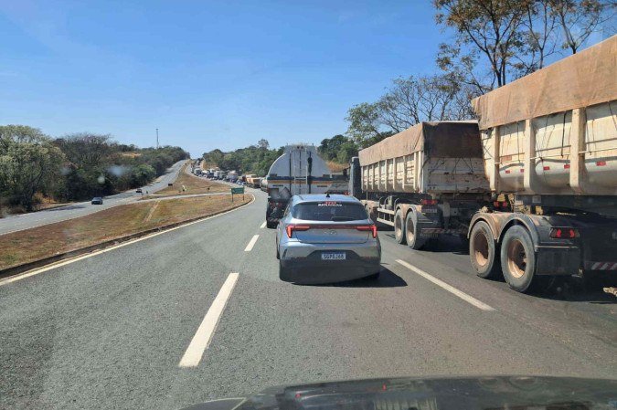 Motoristas relataram ao Correio que a paralisação começa antes de Alexânia, e fica completamente congestionado em alguns trechos. -  (crédito: Rafael Godoi/Material cedido ao Correio)