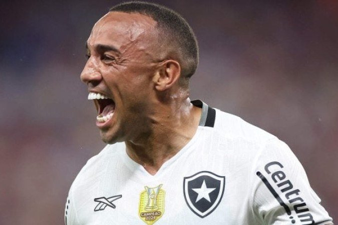 MARÇAL - Ficou apenas 10 minutos em campo, mas foi tempo suficiente para receber um cartão amarelo. Contribuiu mais taticamente. NOTA: 5,0 - Foto: Vitor Silva/Botafogo