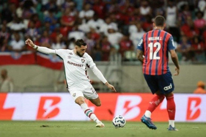 FREYTES – Desta vez, mandou mal. No primeiro tempo, poderia estar mais bem colocado no lance em que Jean Lucas mandou na trave. No gol de Juba, estava desatento para evitar que o lateral aparecesse livre e marcasse o gol que decidiu o jogo. NOTA 5,0  Foto: Marcelo Gonçalves / Fluminense