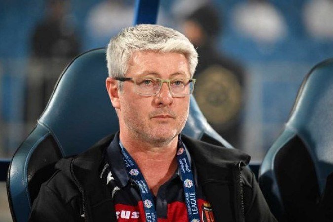 ATHLETICO-PR – Odair Hellmann montou um time cauteloso no primeiro tempo e, quando ficou atrás no placar, lançou atacantes que não foram eficazes. O Furacão tentou, contou com Zapelli (que saiu aos 15 do segundo tempo, em uma substituição que ninguém entendeu) e Viveros como os melhores. Santos fez boas defesas. Saiu esbravejando por causa do gol bem anulado. Furacão perdeu o jogo e se complicou na Copa do Brasil.  NOTA: 4,5 Foto: Rodrigo Coca / Agência Corinthians