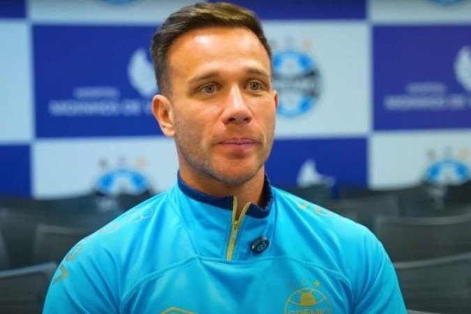 Arthur está de volta ao Grêmio após sete anos - (crédito: Foto: Reprodução/Grêmio TV) Arthur está de volta ao Grêmio após sete anos - (crédito: Foto: Reprodução/Grêmio TV)