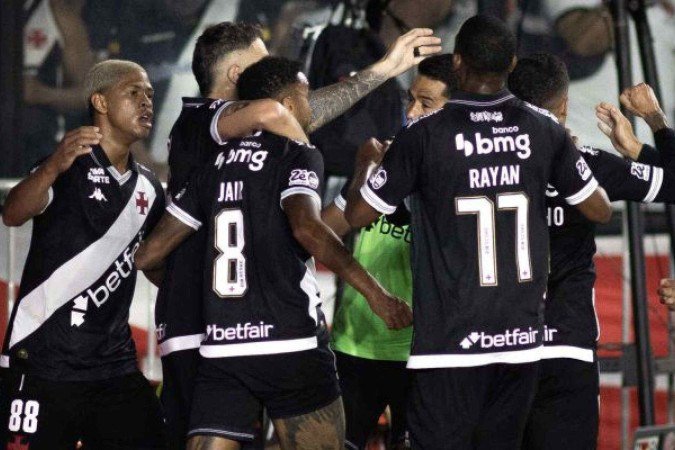 Eleito melhor em campo, Jair fala sobre renovação com o Vasco - (crédito: Foto: Matheus Lima/Vasco) Eleito melhor em campo, Jair fala sobre renovação com o Vasco - (crédito: Foto: Matheus Lima/Vasco)