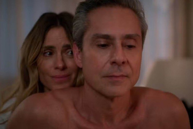 Dieckmmann expõe acordo com Alexandre Nero em cenas de casal em 'Vale Tudo' -  (crédito: Reprodução/TV Globo)
