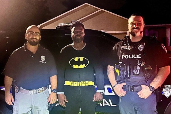 O Departamento de Polícia de Cape Coral fez um agradecimento ao 