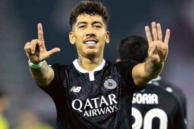 Em vitória sobre Al Gharafa, Firmino marca o primeiro gol com a camisa do Al Sadd - (crédito: Foto: Divulgação/Al Sadd) Em vitória sobre Al Gharafa, Firmino marca o primeiro gol com a camisa do Al Sadd - (crédito: Foto: Divulgação/Al Sadd)