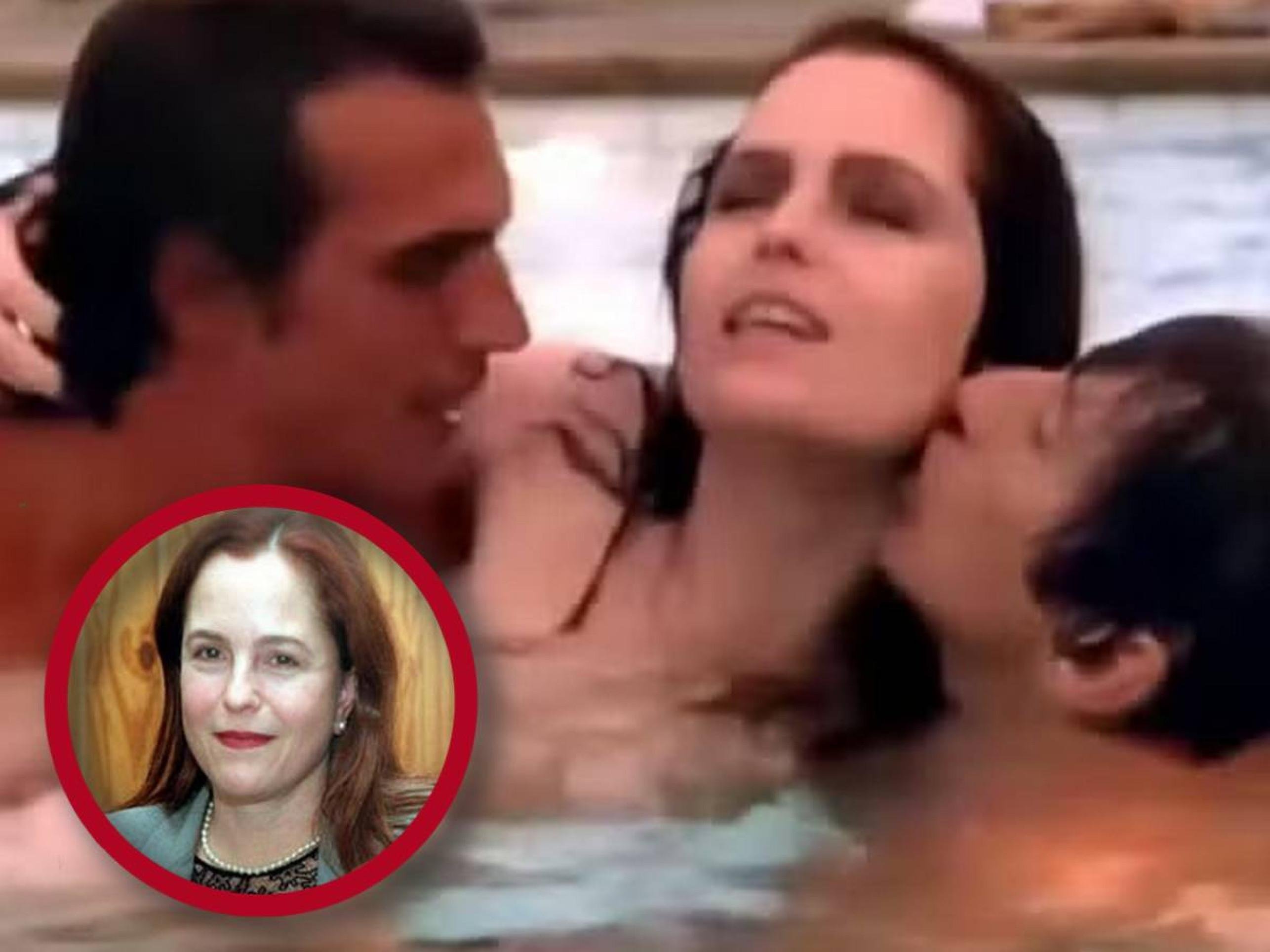 Diretor revela bastidores de cena de sexo em filme que fez casamento de atriz terminar - (crédito: Observatorio dos Famosos) Diretor revela bastidores de cena de sexo em filme que fez casamento de atriz terminar - (crédito: Observatorio dos Famosos)