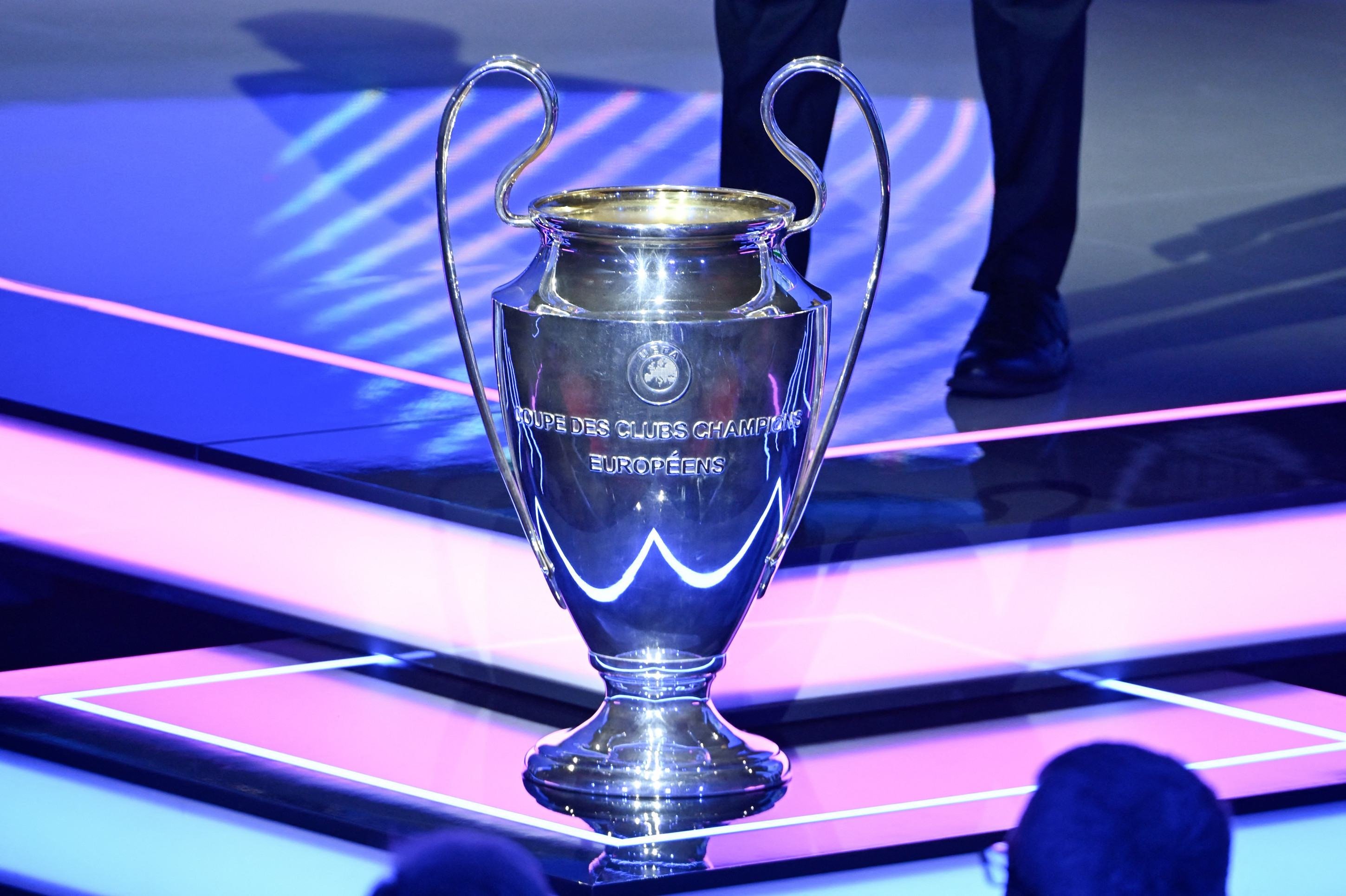 Uefa ameaça boicote a competições da Fifa após projeto de privatização
