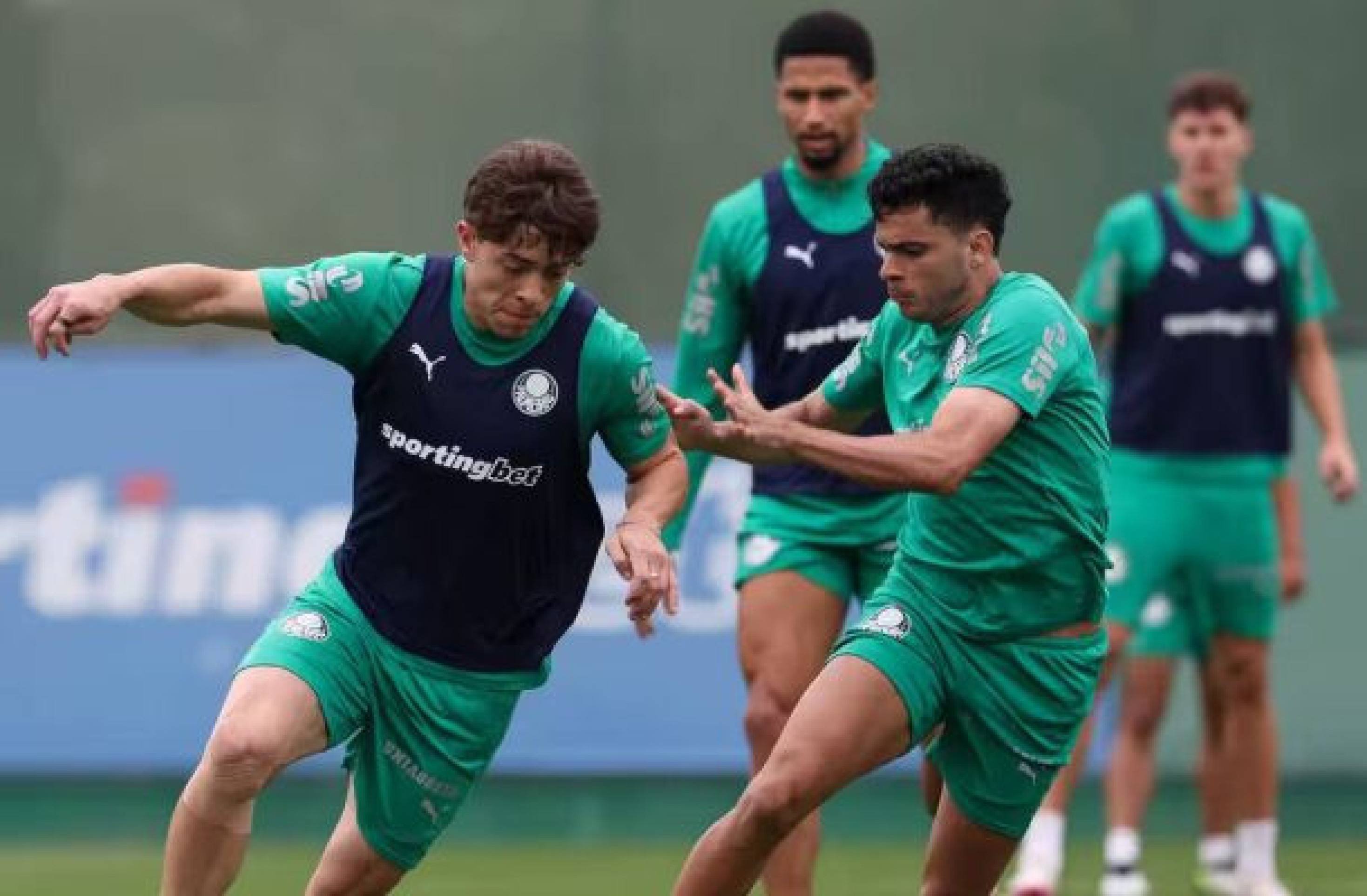 Escalação do Palmeiras: Giay e Aníbal Moreno devem voltar