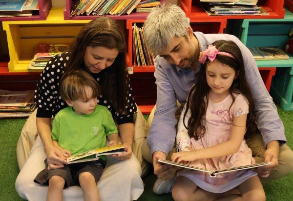  Bruna Gaston CB/DA Press