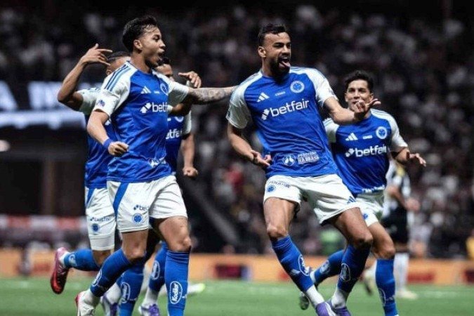 Fabrício Bruno e Kaio Jorge fizeram a diferença para o Cruzeiro e decidiram o clássico contra o Atlético -  (crédito: Foto: Gustavo Aleixo/Cruzeiro)