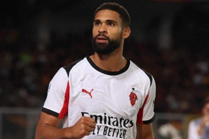 Loftus-Cheek comemora o primeiro gol marcado na vitória sobre o Lecce - (crédito: Foto: Divulgação) Loftus-Cheek comemora o primeiro gol marcado na vitória sobre o Lecce - (crédito: Foto: Divulgação)