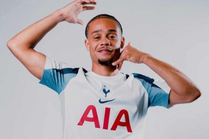 Xavi Simons atuará na Premier League nesta temporada, mas não será pelo Chelsea - (crédito: Foto: Divulgação/Tottenham) Xavi Simons atuará na Premier League nesta temporada, mas não será pelo Chelsea - (crédito: Foto: Divulgação/Tottenham)