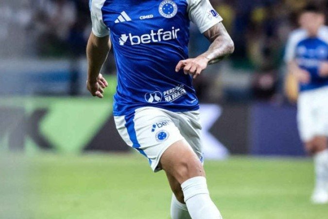 FABRÍCIO BRUNO – O zagueiro da Seleção Brasileira fez o jogo seguro de sempre, muito atento e sem cair nas provocações de Luciano. Na etapa final, dominou o setor defensivo. Sobra.  NOTA: 7,5. Foto: Gustavo Aleixo/Cruzeiro