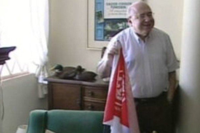 Luis Fernando Veríssimo, gênio brasileiro e fervoroso torcedor do Internacional, morre aos 88 anos - (crédito: Foto: Reprodução Globonews) Luis Fernando Veríssimo, gênio brasileiro e fervoroso torcedor do Internacional, morre aos 88 anos - (crédito: Foto: Reprodução Globonews)
