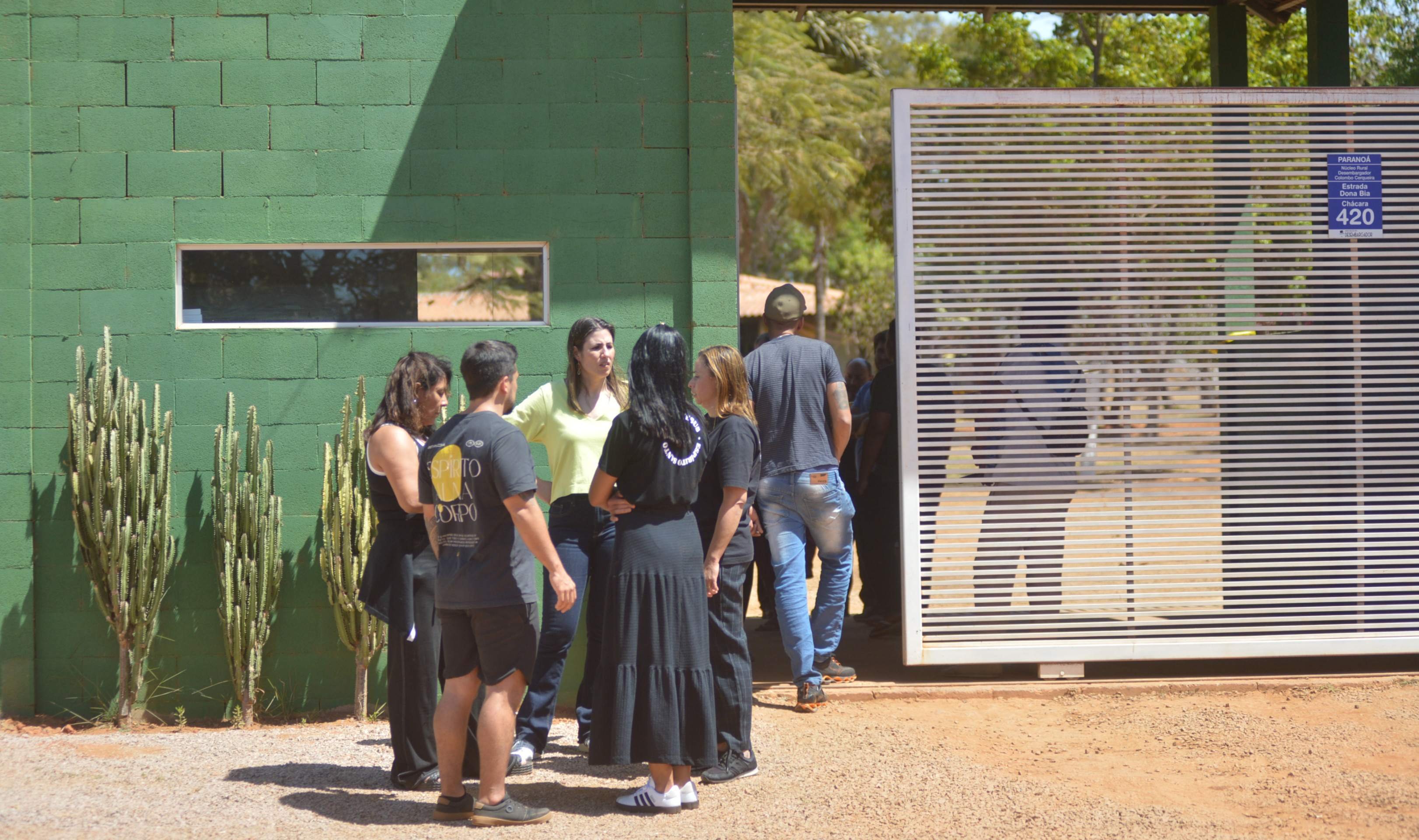  Incêndio em casa de recuperação de dependentes químicos deixa cinco mortos. O incêndio começou perto das 3h da manhã na área rural do Boqueirão, região do Paranoá.